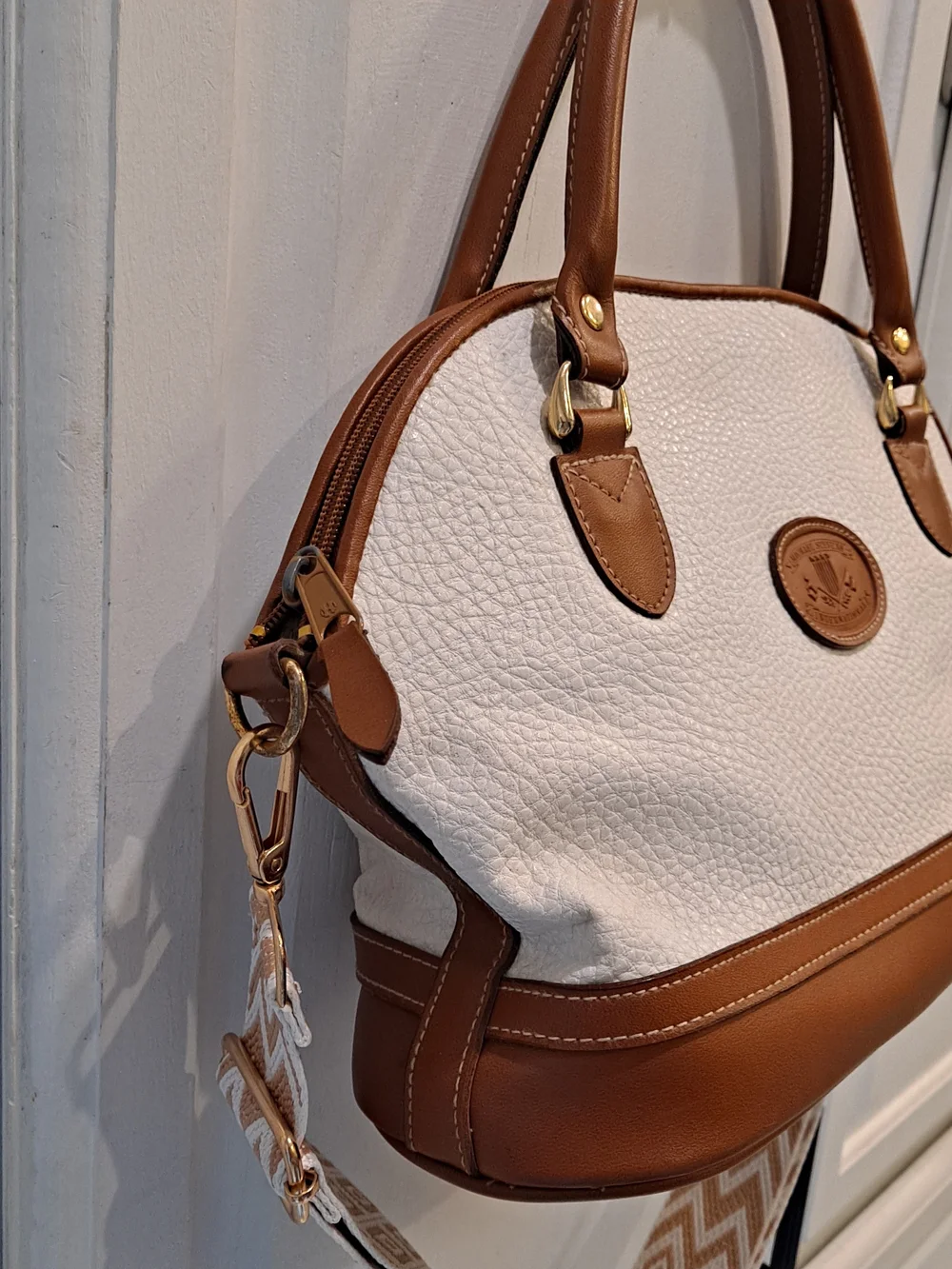 Michael Stevens International Vintage White Pebble Dome Satchel Tan Leather